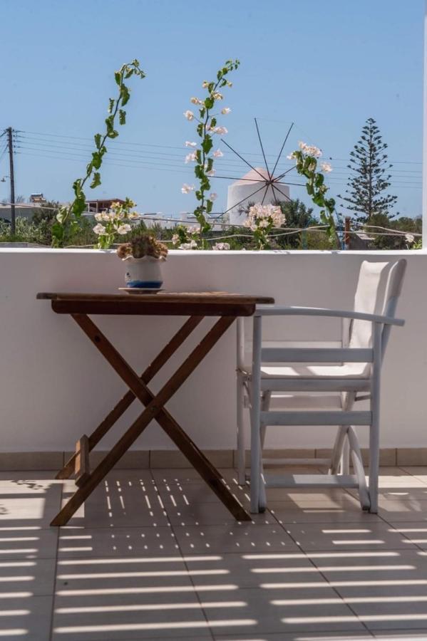 Kastro Antiparos Aparthotel Bagian luar foto