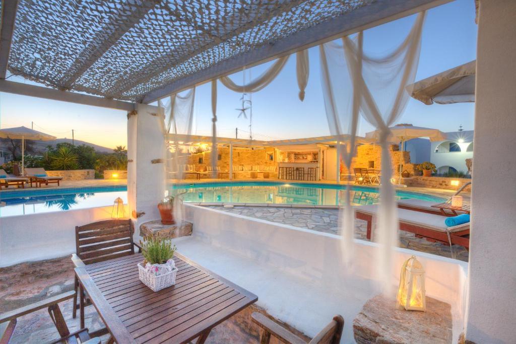 Kastro Antiparos Aparthotel Bagian luar foto